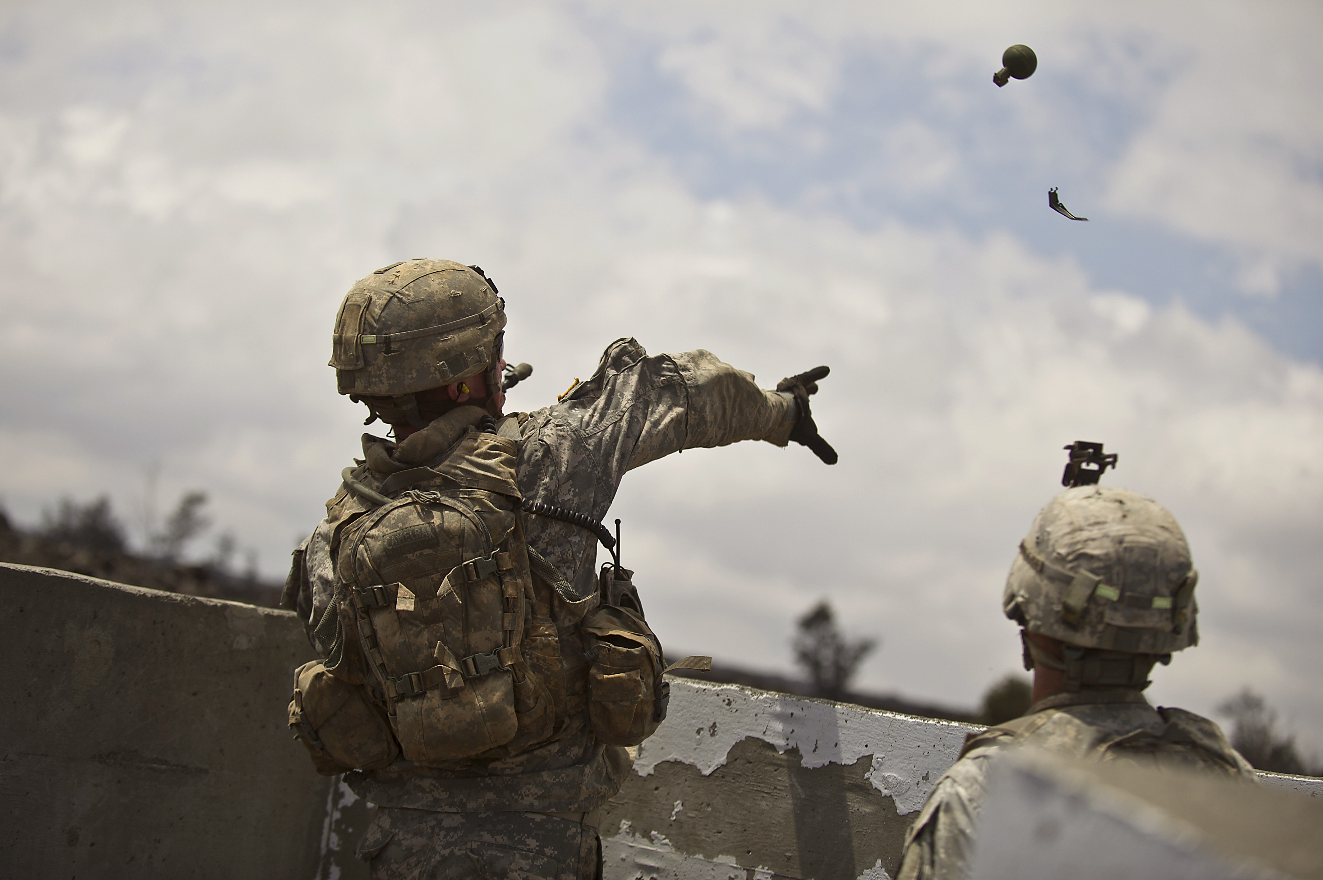 120919-F-MQ656-054 - 1-21 soldiers train with M67 hand grenades (Image 1 of 7).jpg