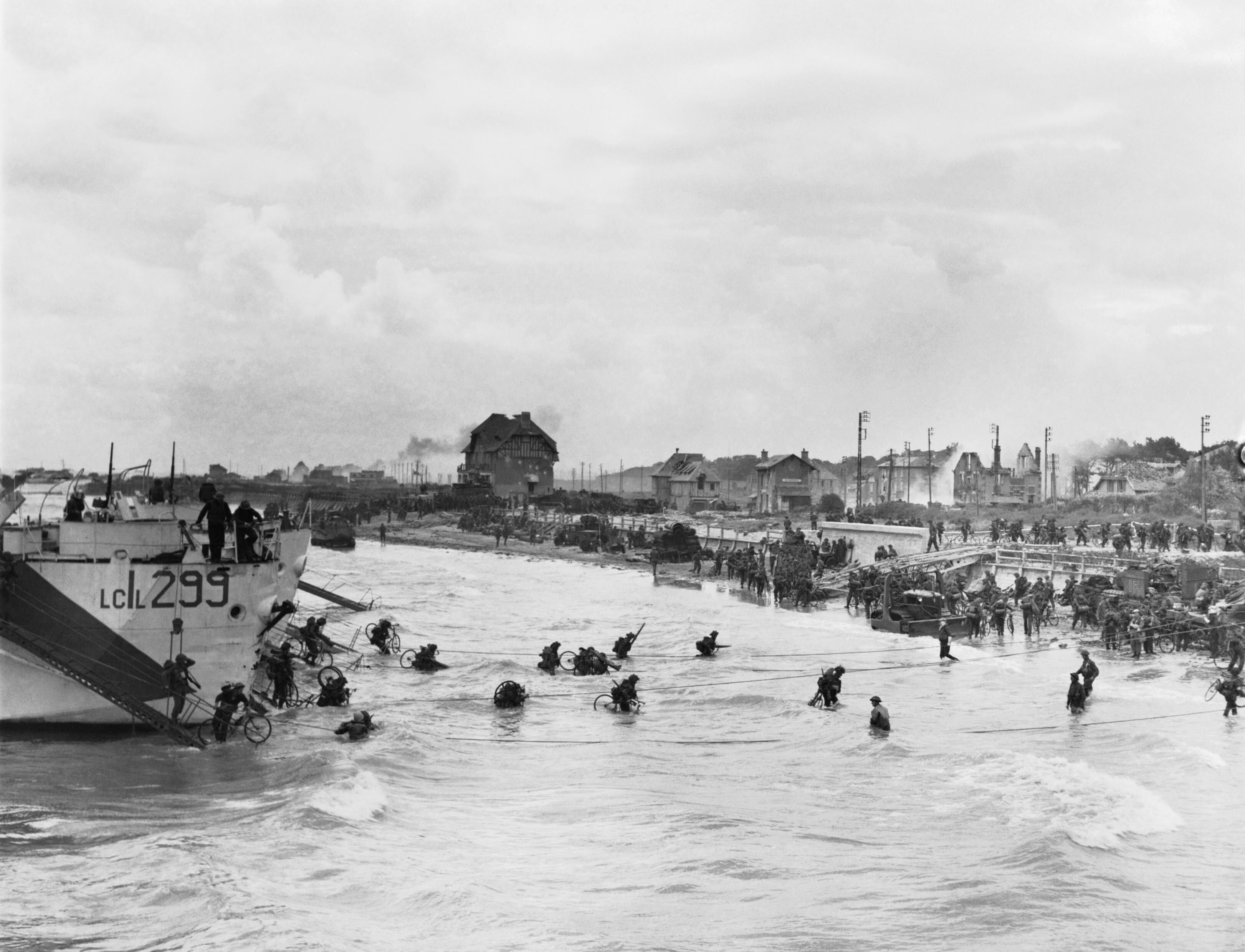 Juno Beach: Canada's Finest Hour on D-Day 1944